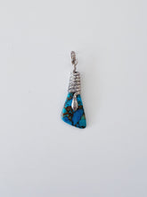 Load image into Gallery viewer, Snake Stone Pendants