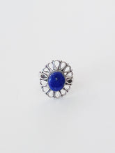 Load image into Gallery viewer, Flower Power Ring
