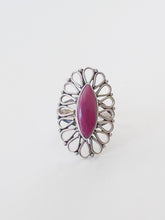 Load image into Gallery viewer, Flower Power Ring
